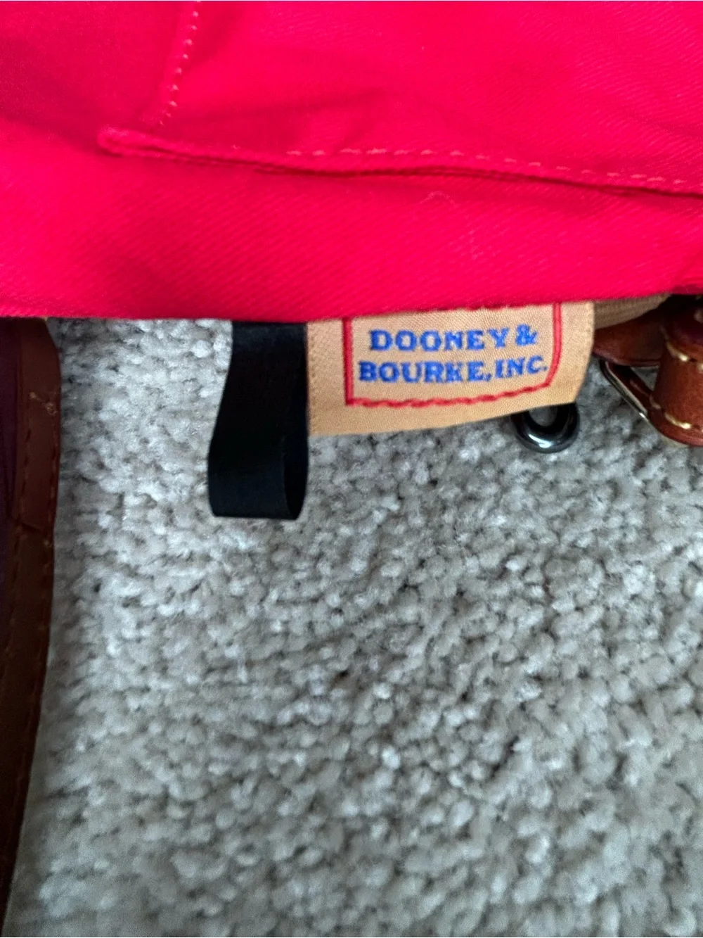 Dooney & Bourke compact dooney
